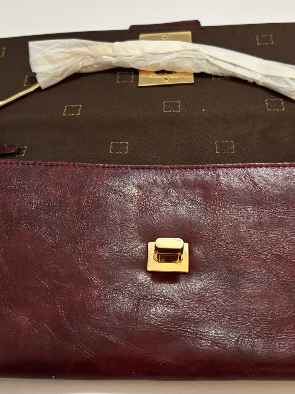 Liz Claiborne Wine Faux Leather Fold-Over Clutch with Tortoise Turn-Lock - Picture 3 of 6